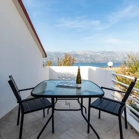 Opera Villa *