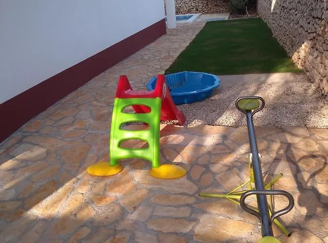 Opera * Ражанац